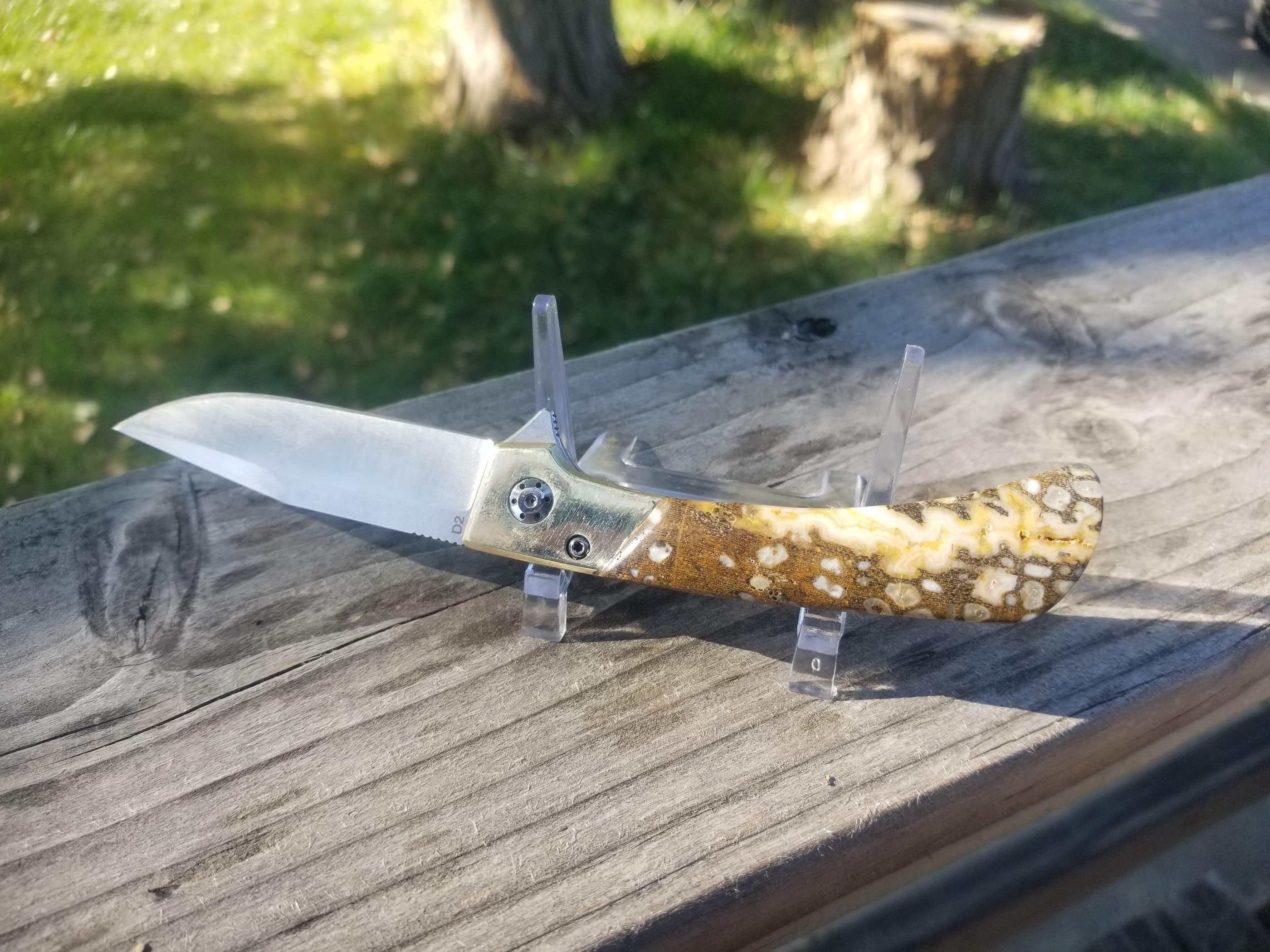 Fortification Pocket Rot Petrified Wood Handle Folding Utility Pocket Knife - 4β Handle